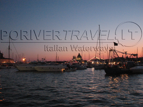 Festa del Redenore aboard a rivership